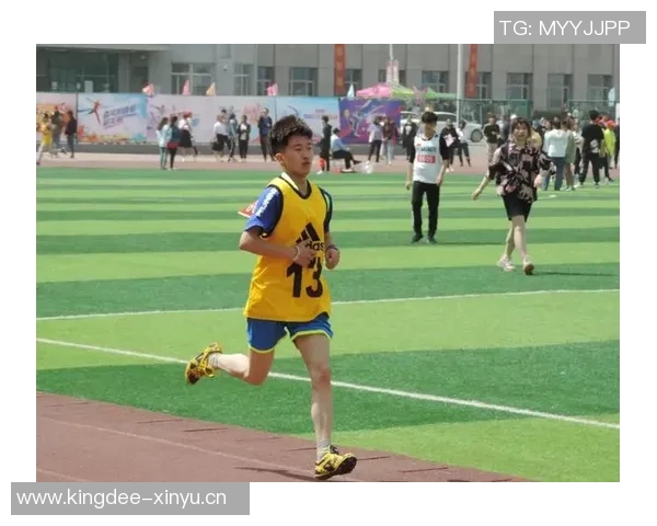 刘丽专访:从绿茵场到人生舞台的足球旅程回顾与展望 刘丽专访:从绿茵场到人生舞台的足球旅程回顾与展望