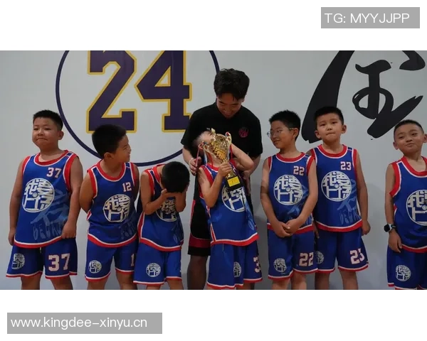 对话吴芳:回顾篮球生涯的起伏与成长之路 对话吴芳:回顾篮球生涯的起伏与成长之路