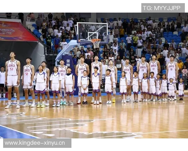 深圳篮球队的拼搏之路：城市联赛中的荣耀与挑战