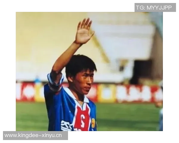 足球明星陈刚的辉煌历程与精彩瞬间全记录 足球明星陈刚的辉煌历程与精彩瞬间全记录